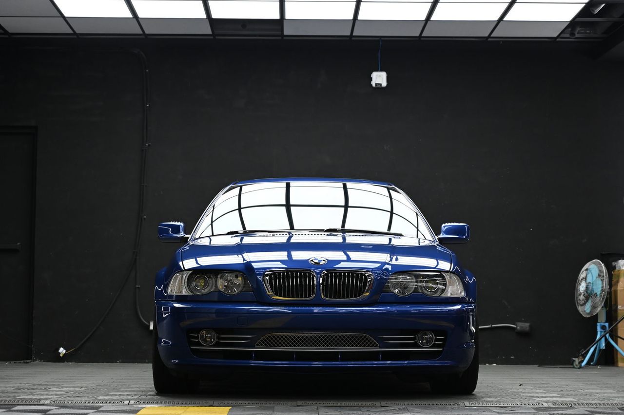 BMW 330Ci 漆面鍍膜完工與細節實拍 第 1 張（共 7 張）——捷匠淡水旗艦店施工實錄