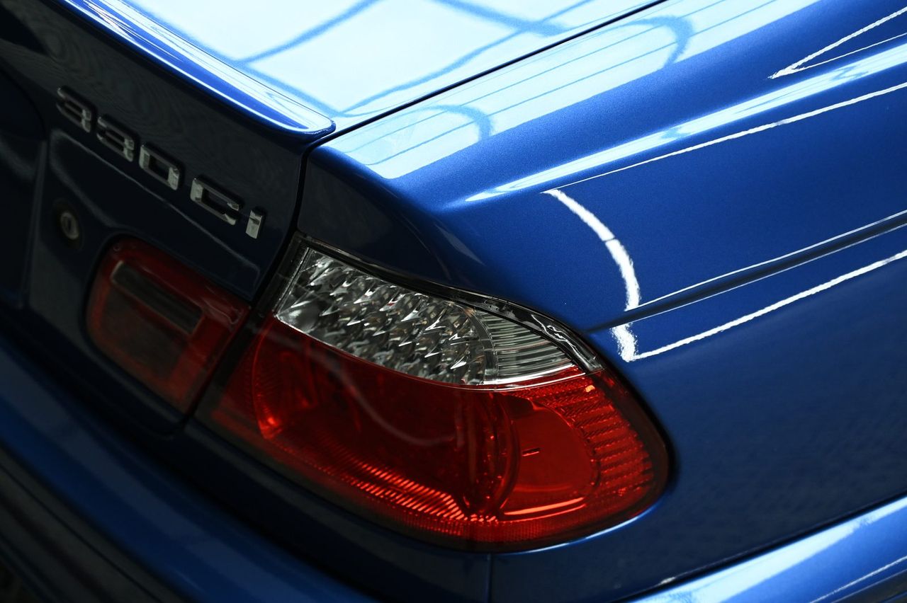 BMW 330Ci 漆面鍍膜完工與細節實拍 第 6 張（共 7 張）——捷匠淡水旗艦店施工實錄
