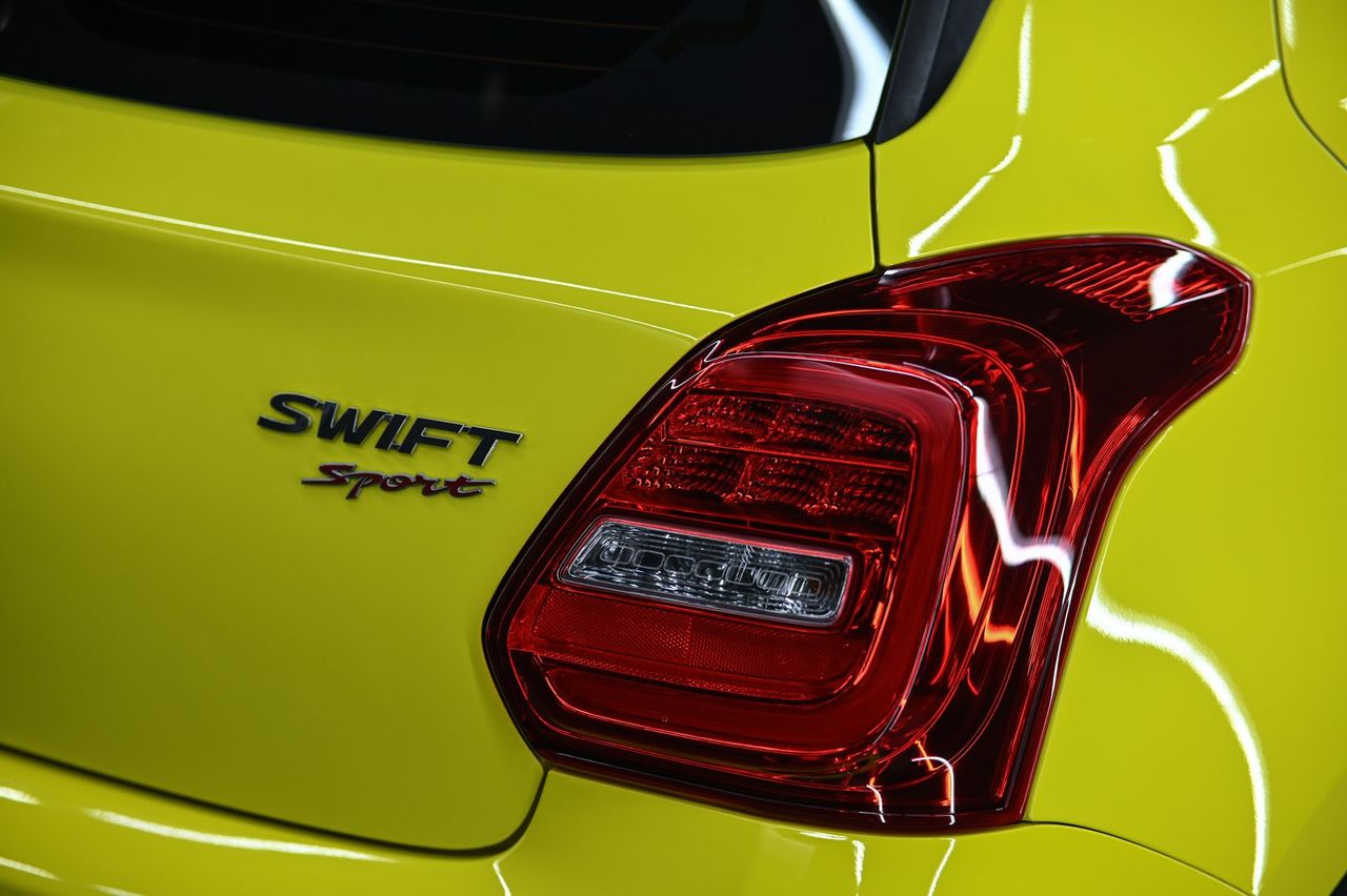 Suzuki Swift Sport 拋光與鍍膜完工與細節實拍 第 4 張（共 7 張）——捷匠北投店施工實錄