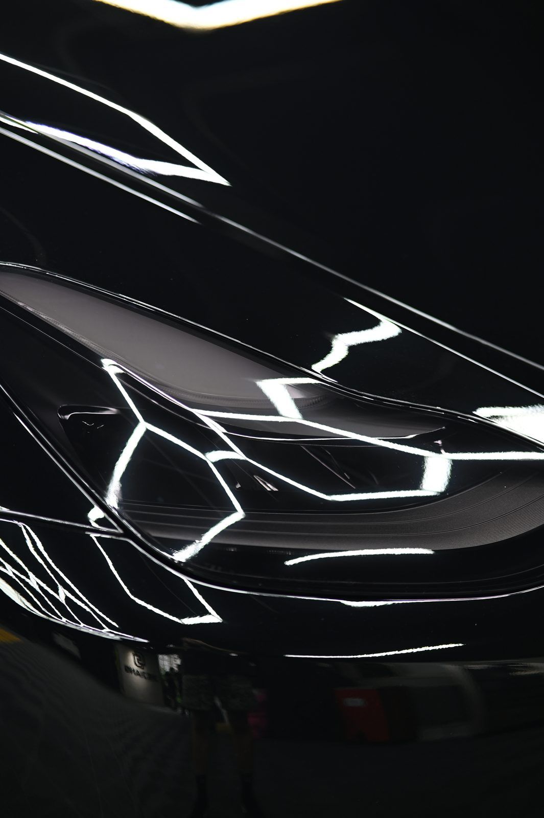 Tesla Model Y 全車犀牛皮完工與細節實拍 第 3 張（共 7 張）——捷匠淡水旗艦店施工實錄
