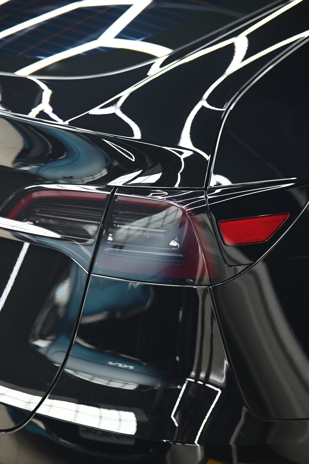 Tesla Model Y 全車犀牛皮完工與細節實拍 第 7 張（共 7 張）——捷匠淡水旗艦店施工實錄