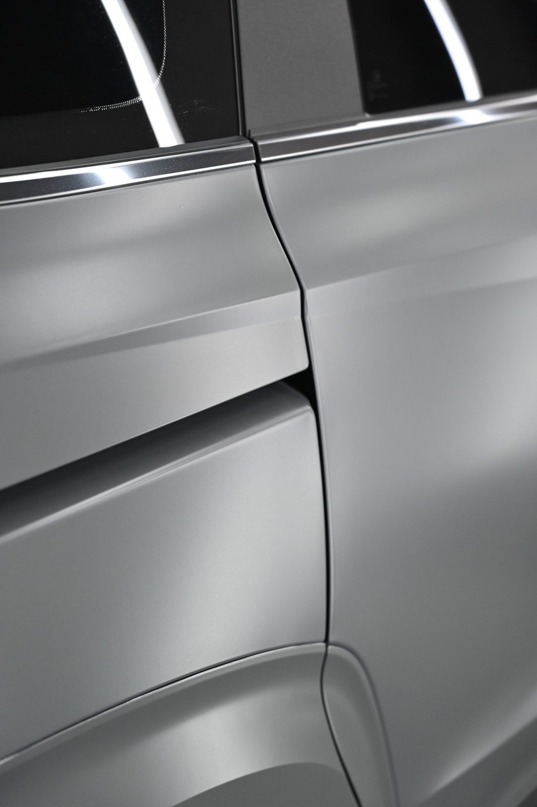 Hyundai Custin 改色犀牛皮完工與細節實拍 第 2 張(共 7 張)——捷匠北投店施工實錄