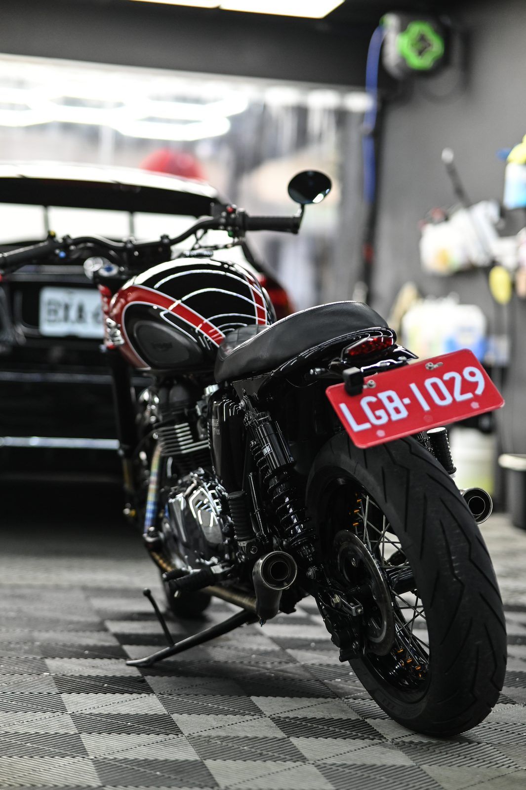 Triumph Bonneville T100 機車美容完工與細節實拍 第 3 張（共 7 張）——捷匠北投店施工實錄