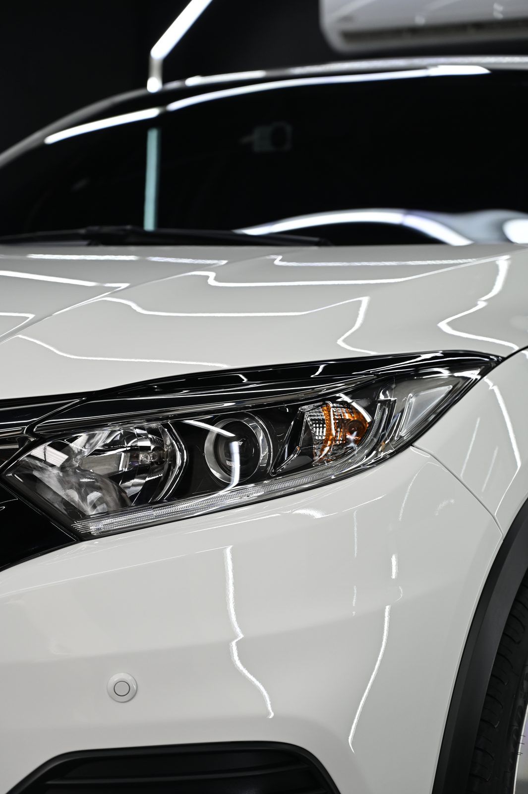Honda HR-V 漆面鍍膜完工與細節實拍 第 4 張(共 7 張)——捷匠北投店施工實錄