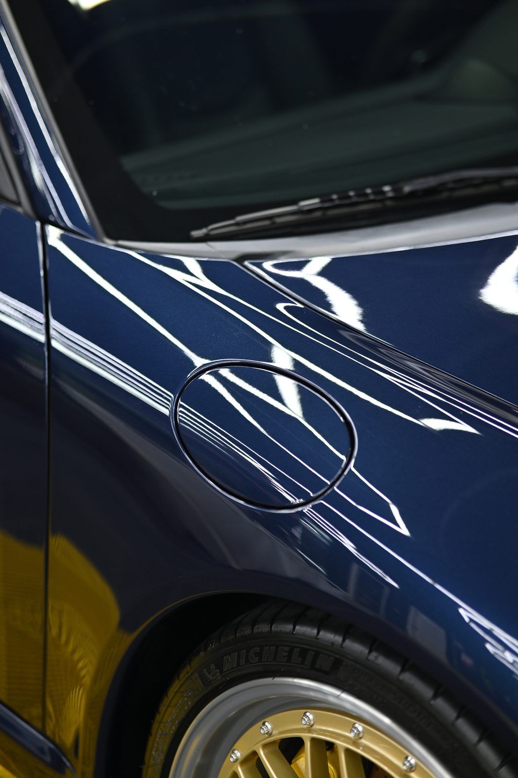 Porsche 911（997）漆面鍍膜完工與細節實拍 第 3 張（共 7 張）——捷匠淡水旗艦店施工實錄