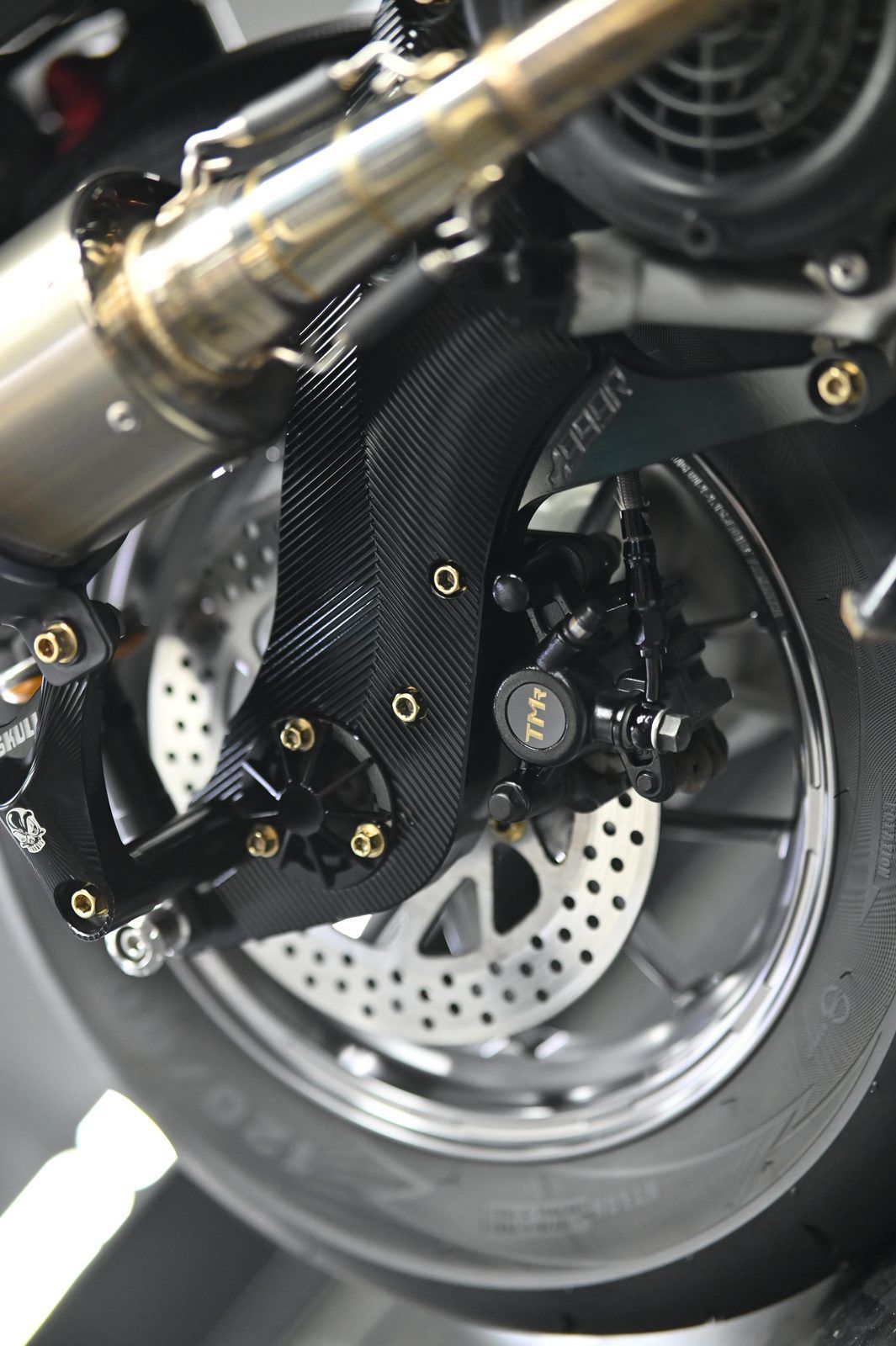 Yamaha 勁戰機車美容完工與細節實拍 第 6 張(共 7 張)——捷匠淡水旗艦店施工實錄