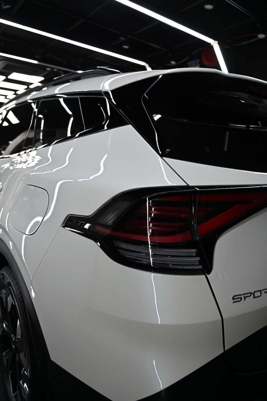 Kia Sportage 漆面鍍膜完工與細節實拍 第 5 張（共 7 張）——捷匠北投店施工實錄