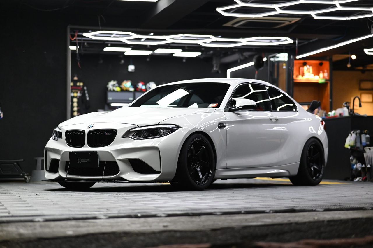BMW M2 內裝美容完工與細節實拍 第 5 張（共 7 張）——捷匠淡水旗艦店施工實錄