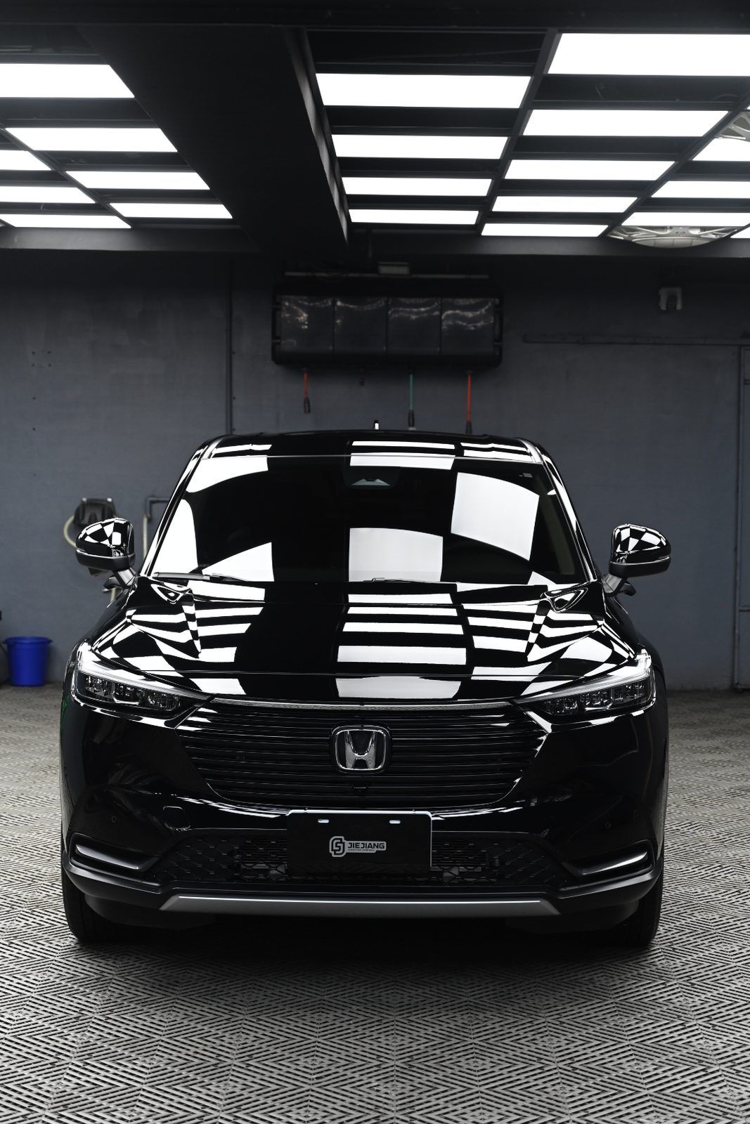 Honda HR-V 拋光與漆面修復完工與細節實拍 第 7 張(共 7 張)——捷匠淡水旗艦店施工實錄