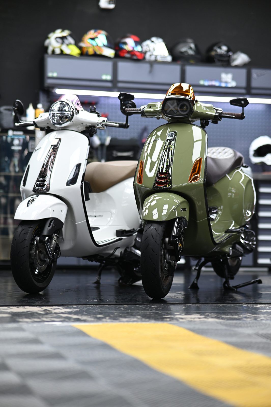 Vespa 機車美容(2024.12)完工與細節實拍 第 2 張(共 4 張)——捷匠淡水旗艦店施工實錄