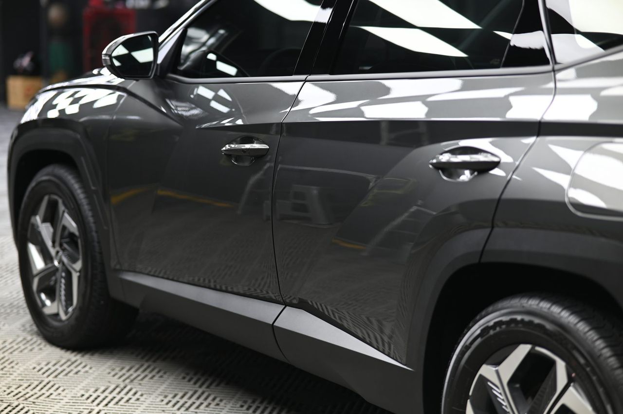 Hyundai Tucson 漆面鍍膜完工與細節實拍 第 5 張（共 7 張）——捷匠淡水旗艦店施工實錄