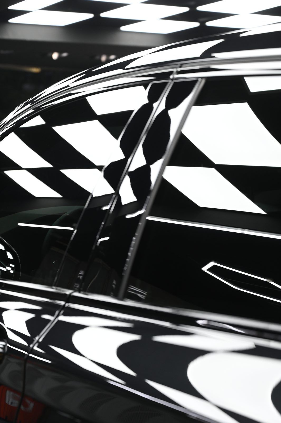 BMW X4 拋光與漆面修復完工與細節實拍 第 4 張（共 7 張）——捷匠淡水旗艦店施工實錄