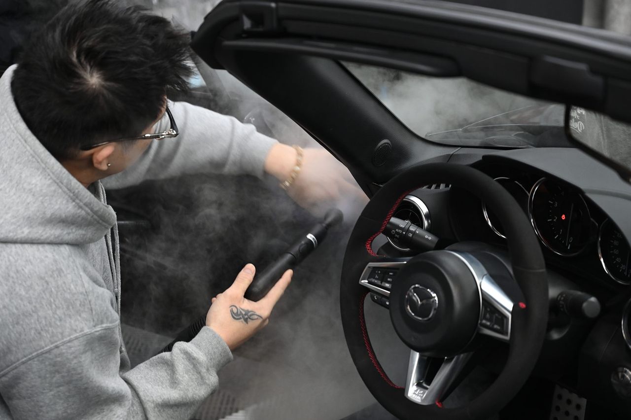 Mazda MX-5 內裝美容完工與細節實拍 第 4 張（共 7 張）——捷匠淡水旗艦店施工實錄