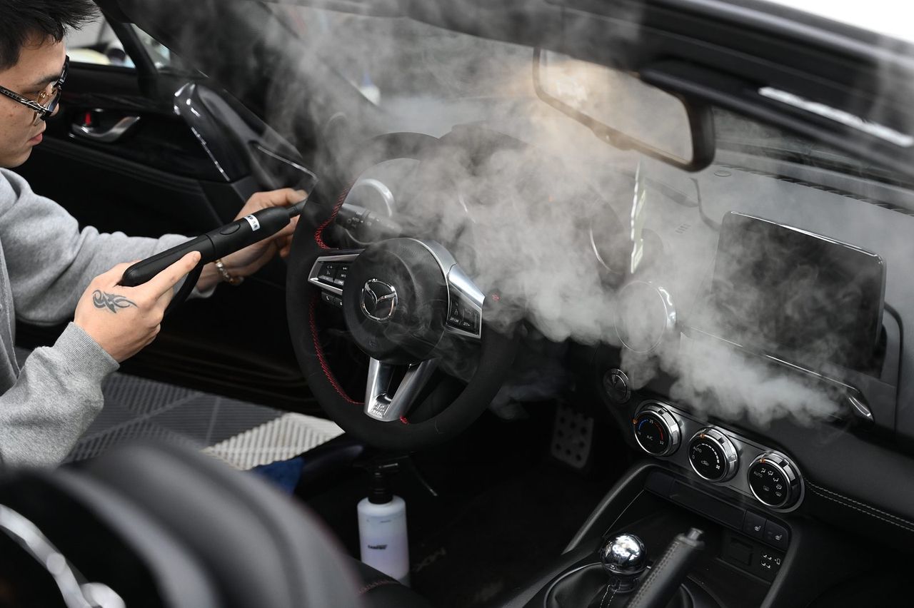 Mazda MX-5 內裝美容完工與細節實拍 第 5 張（共 7 張）——捷匠淡水旗艦店施工實錄