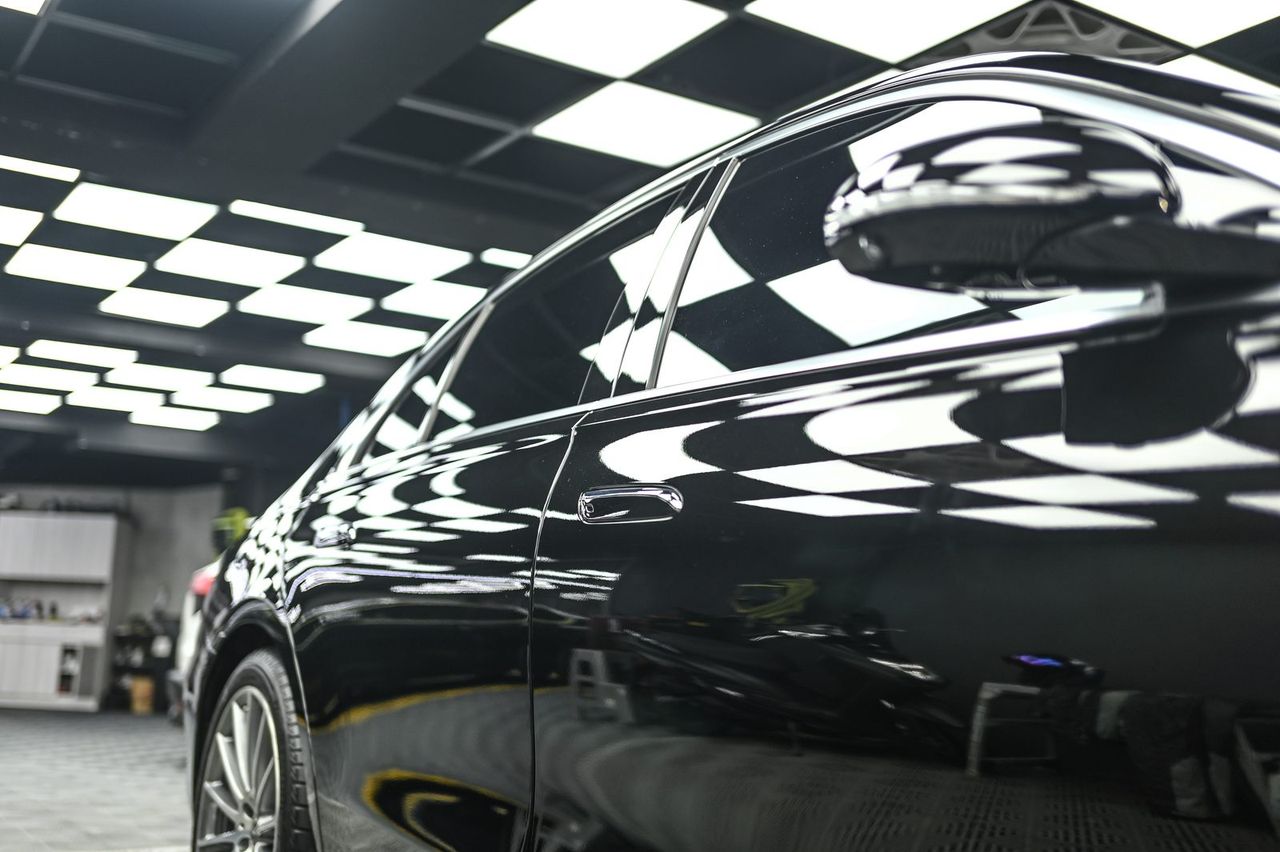Mercedes-Benz S-Class 全車犀牛皮完工與細節實拍 第 6 張(共 7 張)——捷匠淡水旗艦店施工實錄
