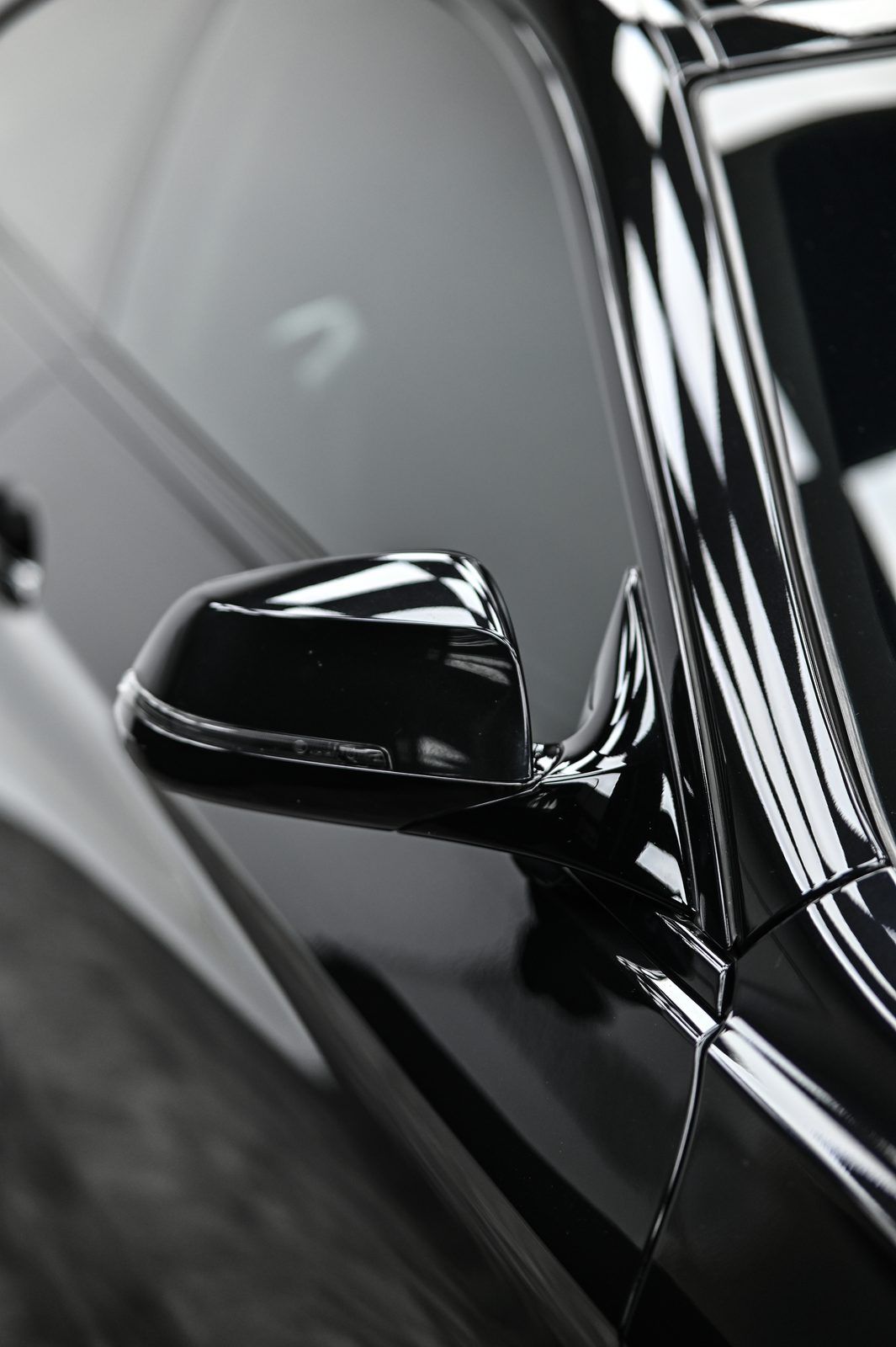 BMW 640i 拋光與鍍膜完工與細節實拍 第 4 張（共 7 張）——捷匠淡水旗艦店施工實錄