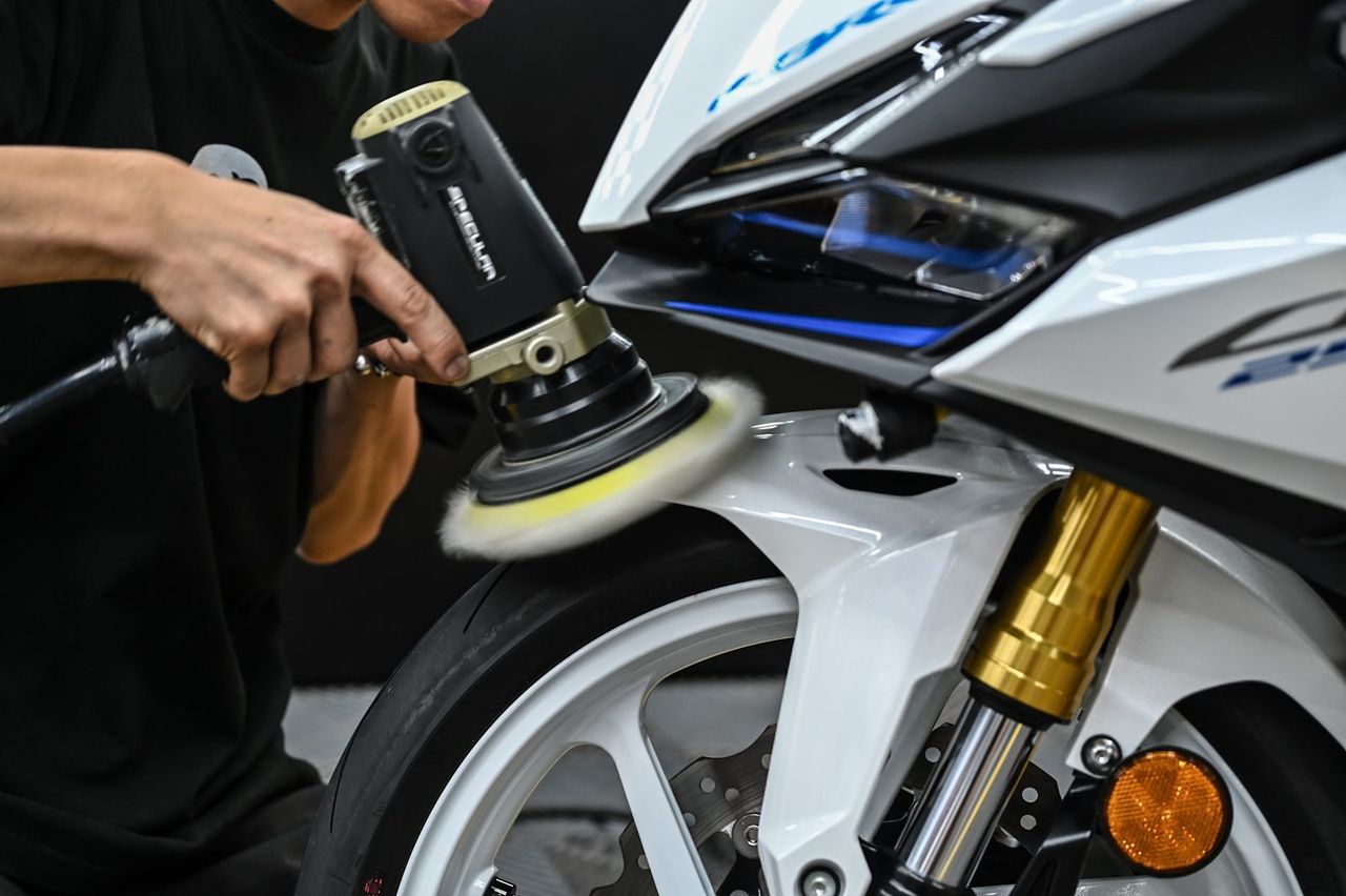 Honda CBR250RR 機車美容完工與細節實拍 第 4 張(共 7 張)——捷匠淡水旗艦店施工實錄