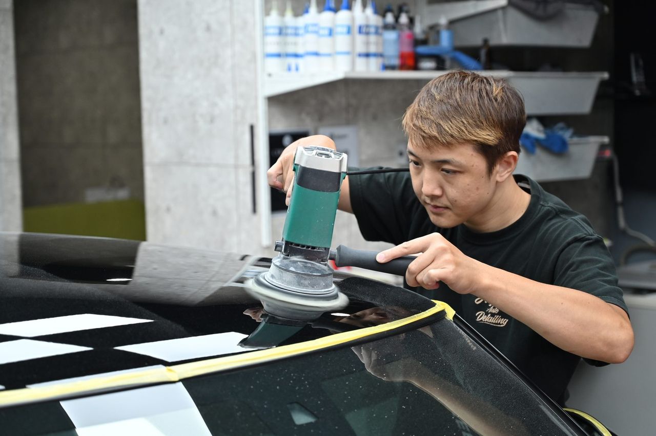 Mini Cooper JCW 局部犀牛皮完工與細節實拍 第 1 張(共 7 張)——捷匠北投店施工實錄