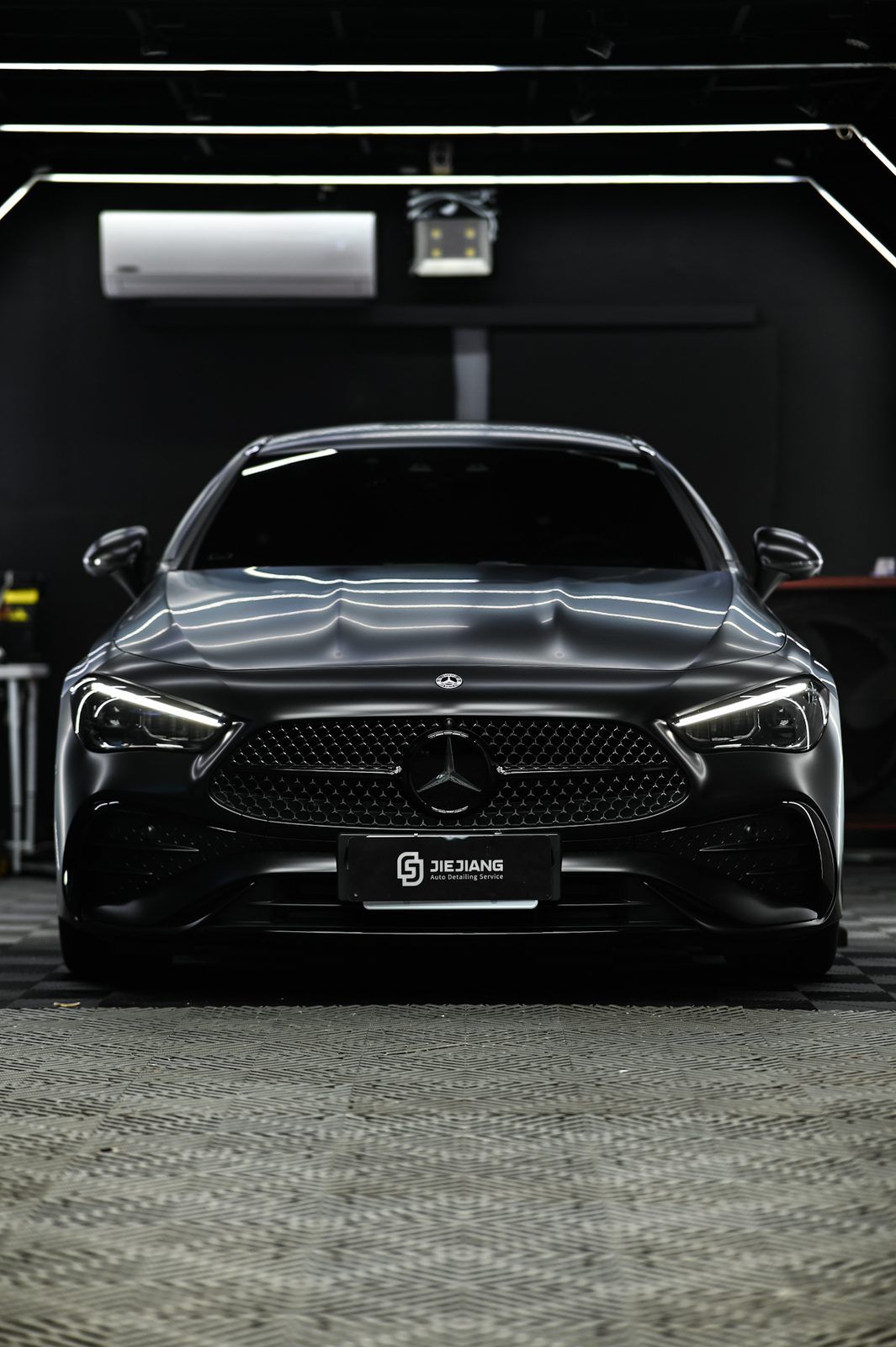 Mercedes-Benz CLE 改色犀牛皮完工與細節實拍 第 2 張(共 7 張)——捷匠北投店施工實錄