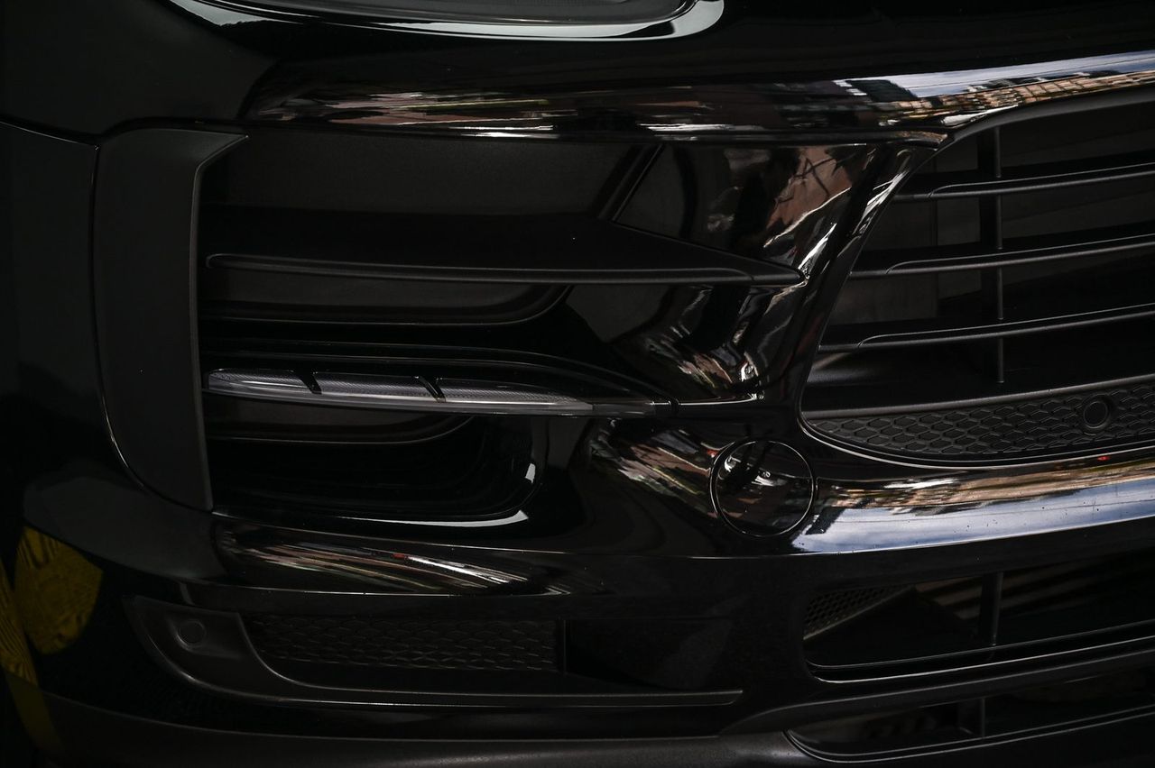 Porsche Macan 洗車打蠟完工與細節實拍 第 6 張（共 7 張）——捷匠施工實錄