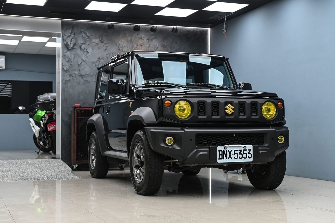 Suzuki Jimny 拋光與漆面修復完工與細節實拍 第 1 張（共 7 張）——捷匠施工實錄