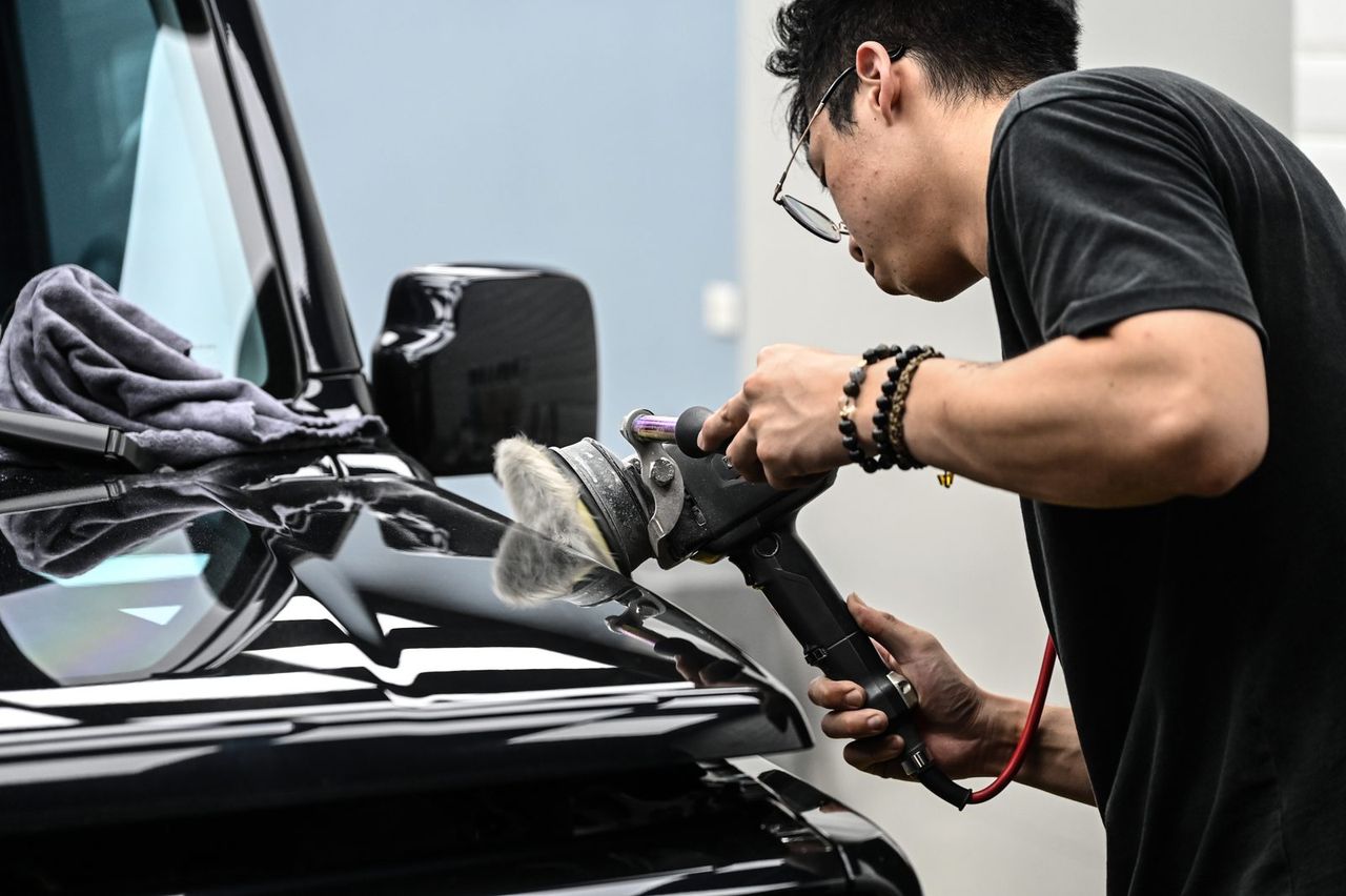 Suzuki Jimny 拋光與漆面修復完工與細節實拍 第 3 張（共 7 張）——捷匠施工實錄