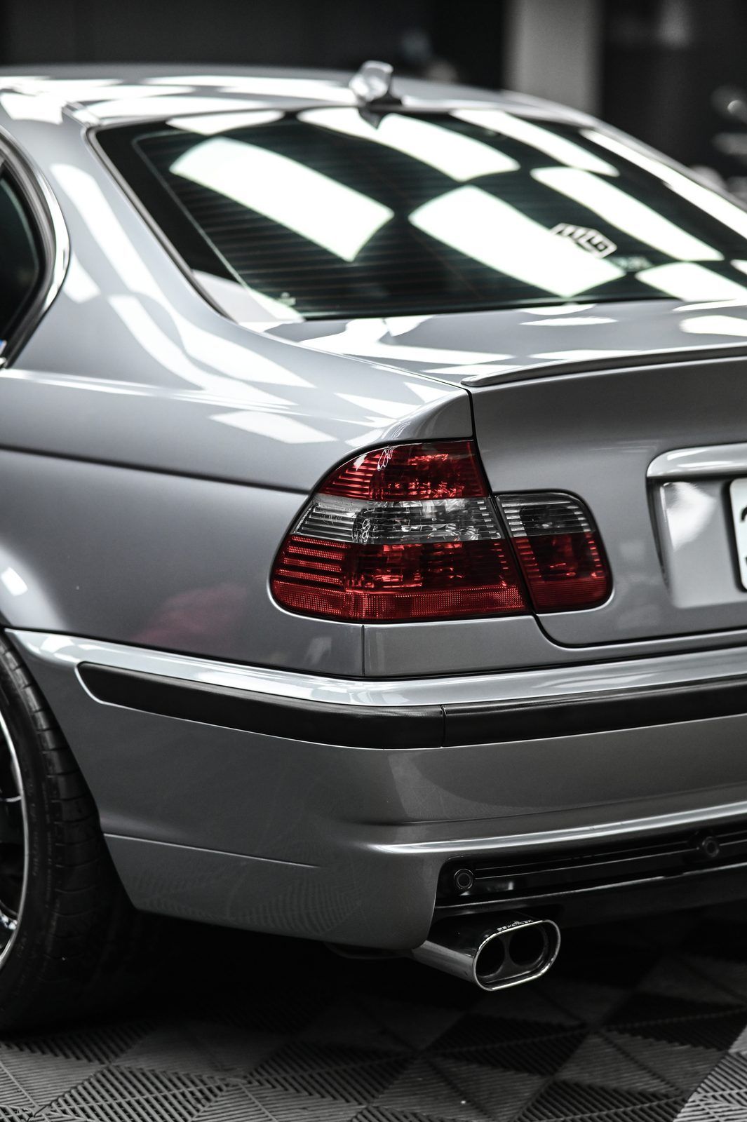 BMW 3系 E46 洗車打蠟完工與細節實拍 第 2 張（共 7 張）——捷匠淡水旗艦店施工實錄
