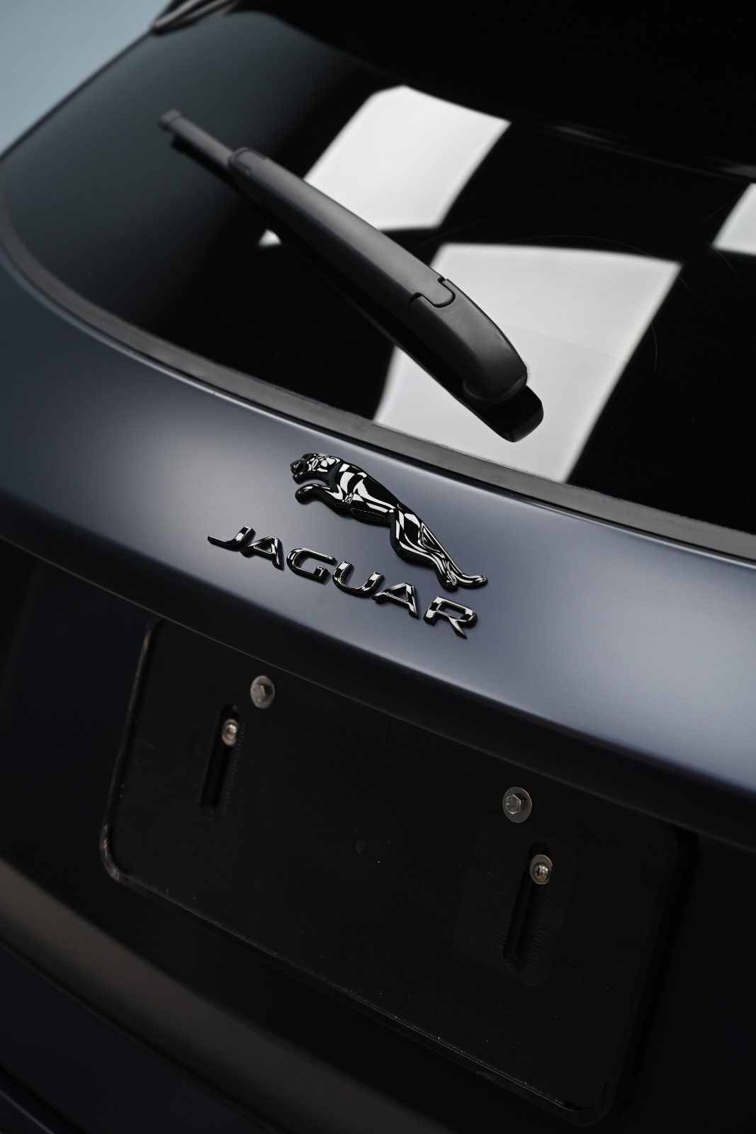 Jaguar E-Pace 全車犀牛皮完工與細節實拍 第 2 張（共 7 張）——捷匠施工實錄