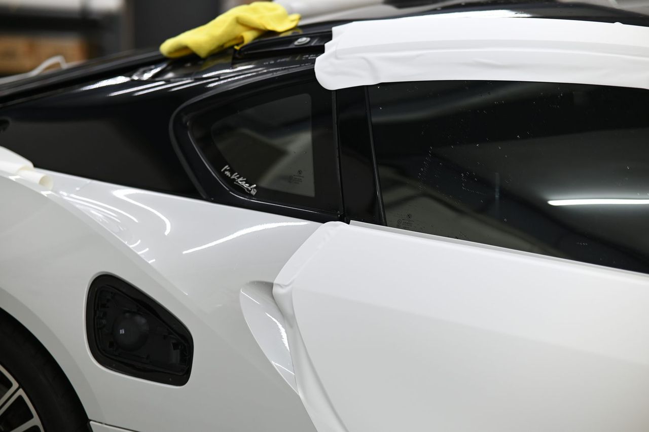 BMW i8 改色犀牛皮完工與細節實拍 第 5 張（共 7 張）——捷匠淡水旗艦店施工實錄