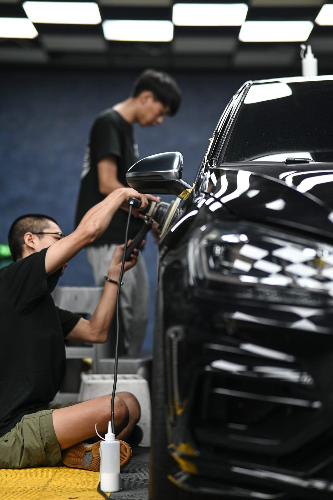 VW Golf 拋光與漆面修復完工與細節實拍 第 1 張(共 7 張)——捷匠淡水旗艦店施工實錄
