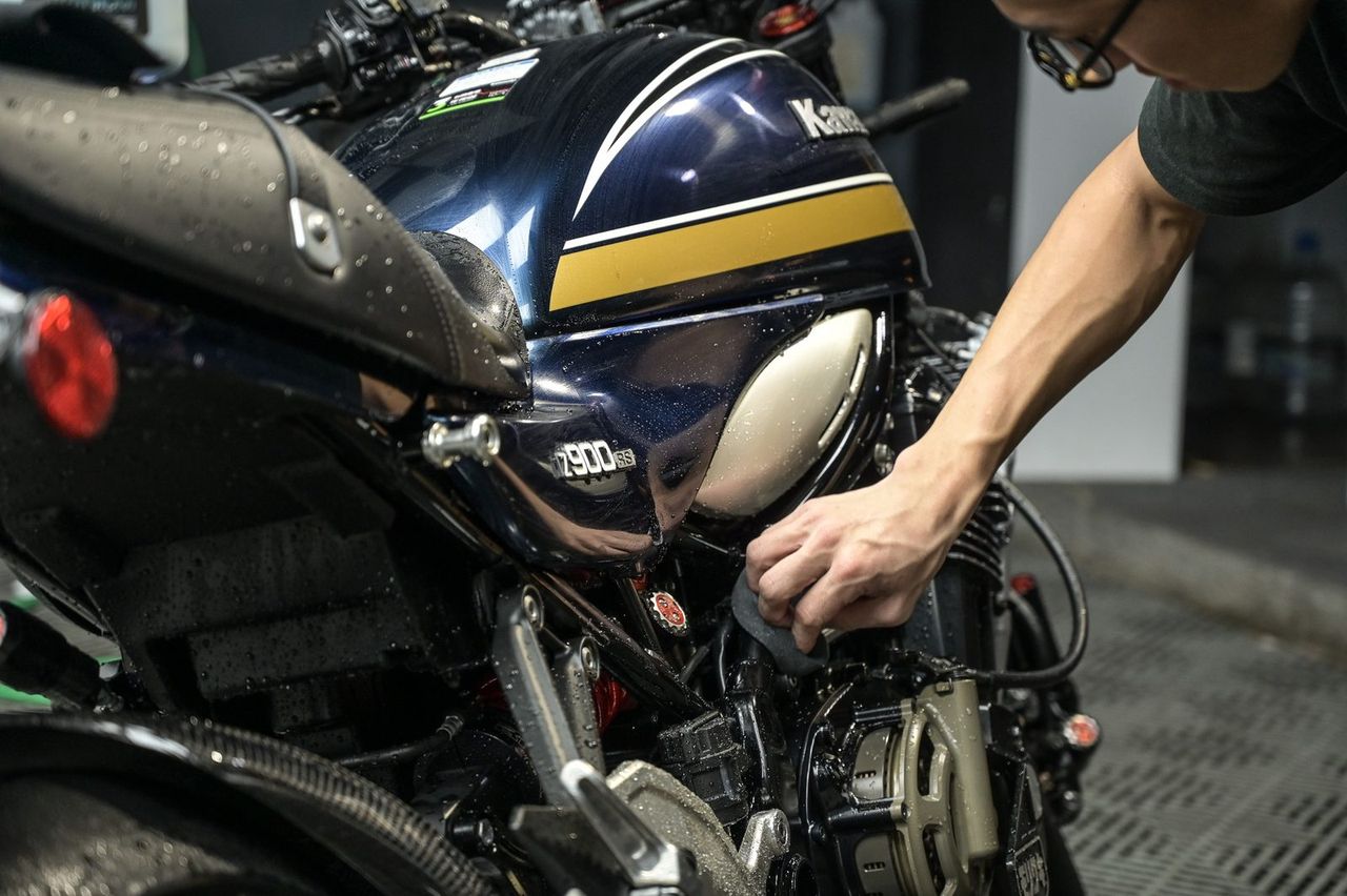 Kawasaki Z900RS 機車美容完工與細節實拍 第 3 張(共 6 張)——捷匠淡水旗艦店施工實錄