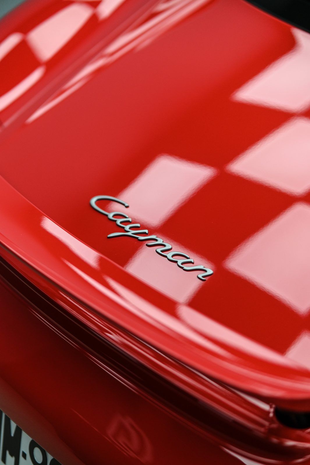 Porsche（Cayman）拋光與漆面修復、漆面鍍膜完工與細節實拍 第 5 張（共 7 張）——捷匠施工實錄