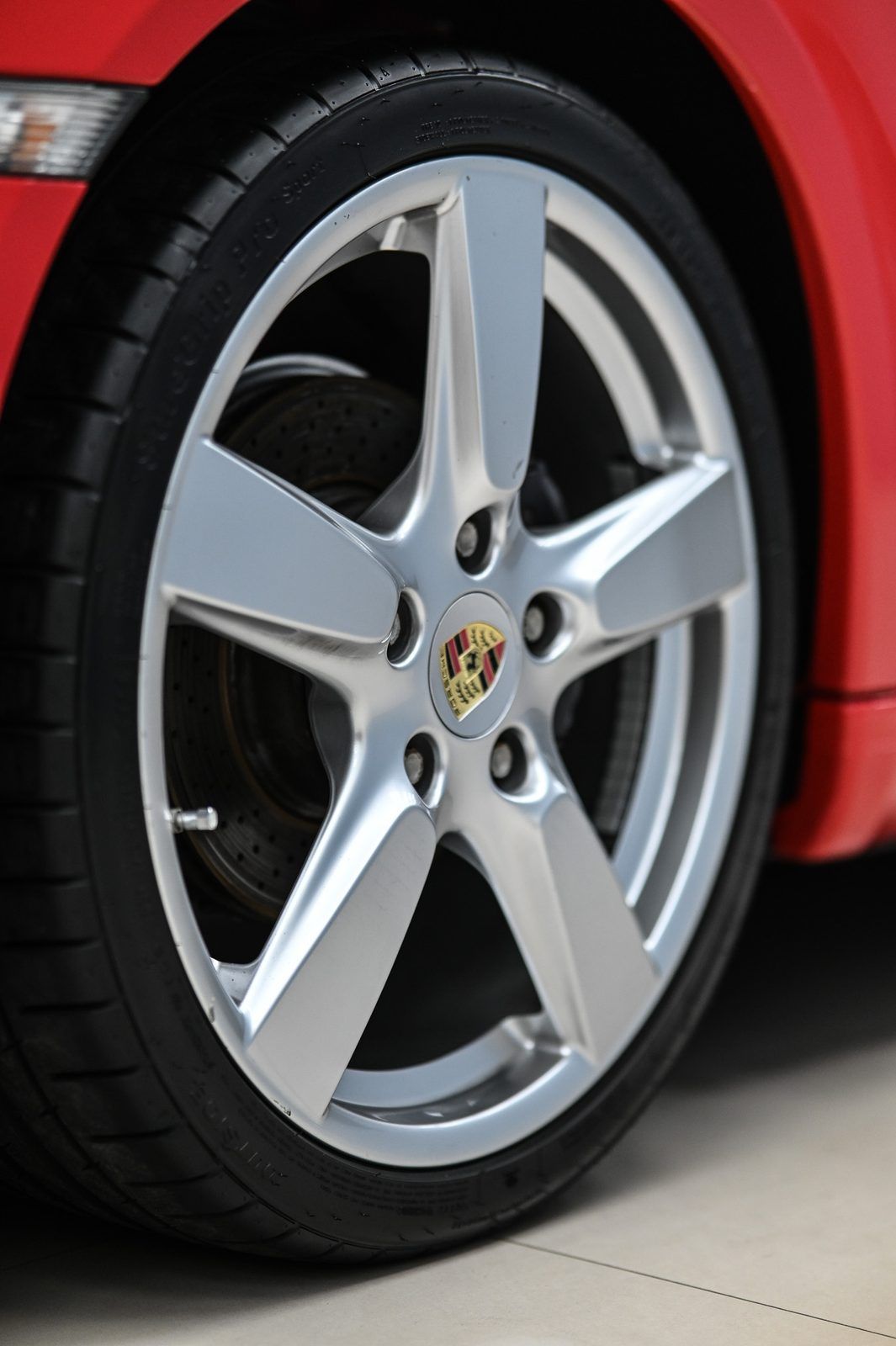 Porsche（Cayman）拋光與漆面修復、漆面鍍膜完工與細節實拍 第 7 張（共 7 張）——捷匠施工實錄