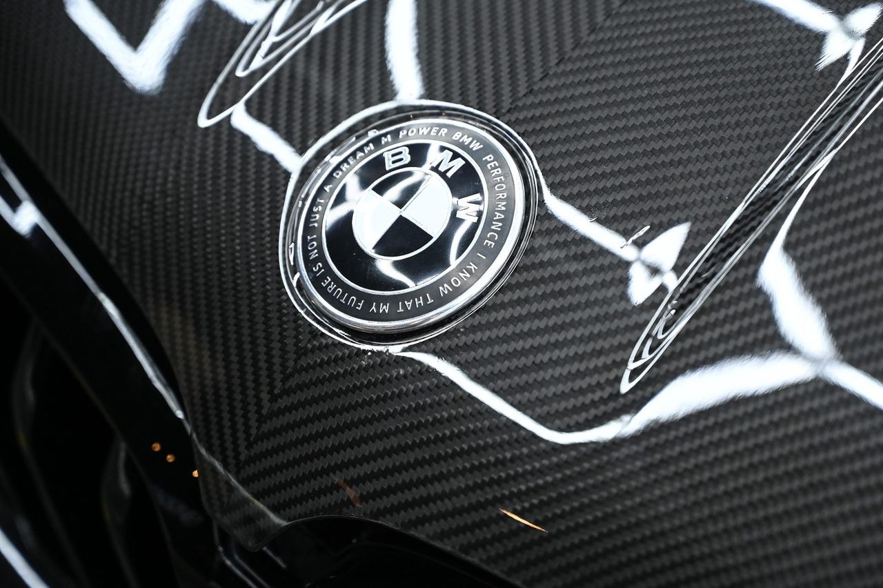 BMW 局部犀牛皮完工與細節實拍 第 5 張（共 7 張）——捷匠淡水旗艦店施工實錄