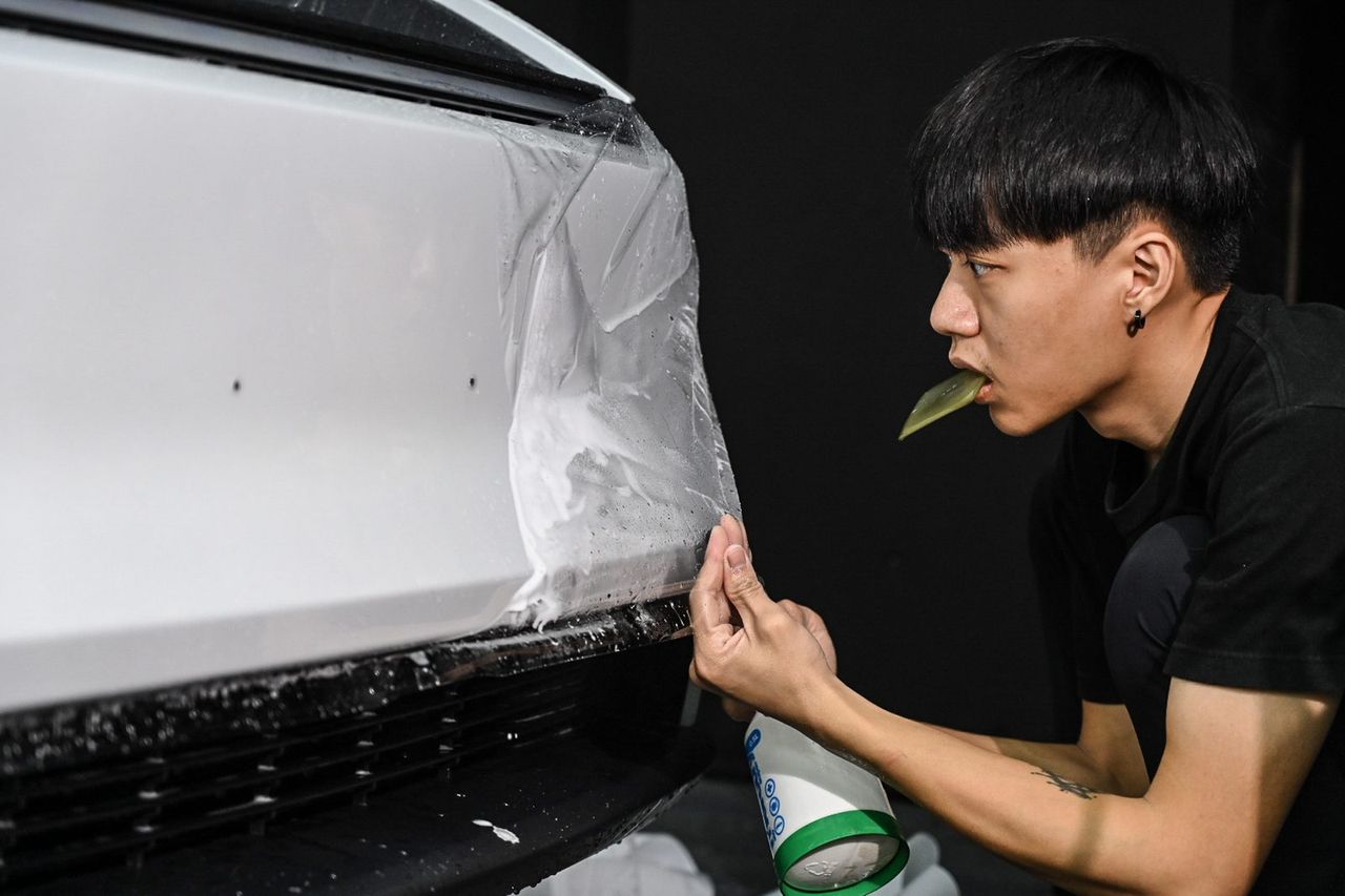 Tesla Model Y煥新版全車犀牛皮完工與細節實拍 第 3 張(共 5 張)——捷匠淡水旗艦店施工實錄