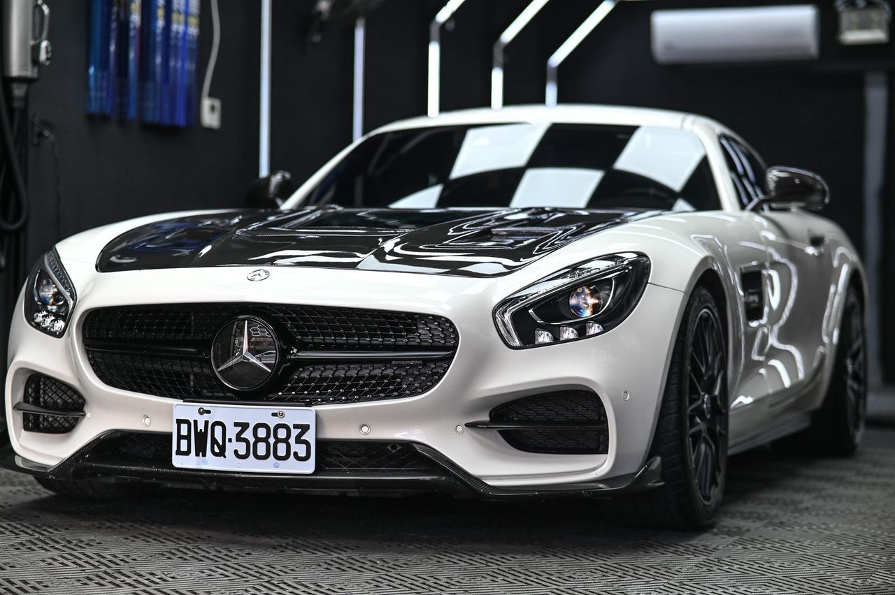 Mercedes-AMG GT 漆面鍍膜完工與細節實拍 第 1 張（共 7 張）——捷匠北投店施工實錄