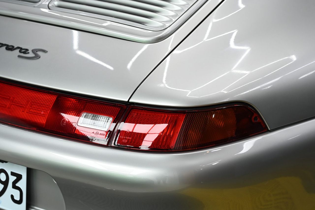 Porsche 911 Carrera S 洗車打蠟完工與細節實拍 第 4 張（共 7 張）——捷匠淡水旗艦店施工實錄