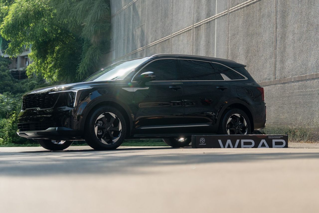 Kia Sorento 全車犀牛皮完工與細節實拍 第 5 張（共 6 張）——捷匠淡水旗艦店施工實錄