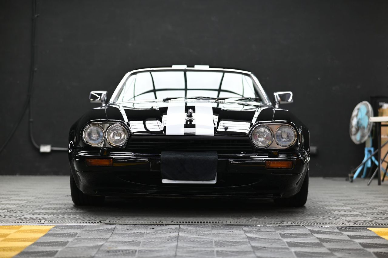 Jaguar XJS 漆面鍍膜完工與細節實拍 第 2 張（共 7 張）——捷匠施工實錄