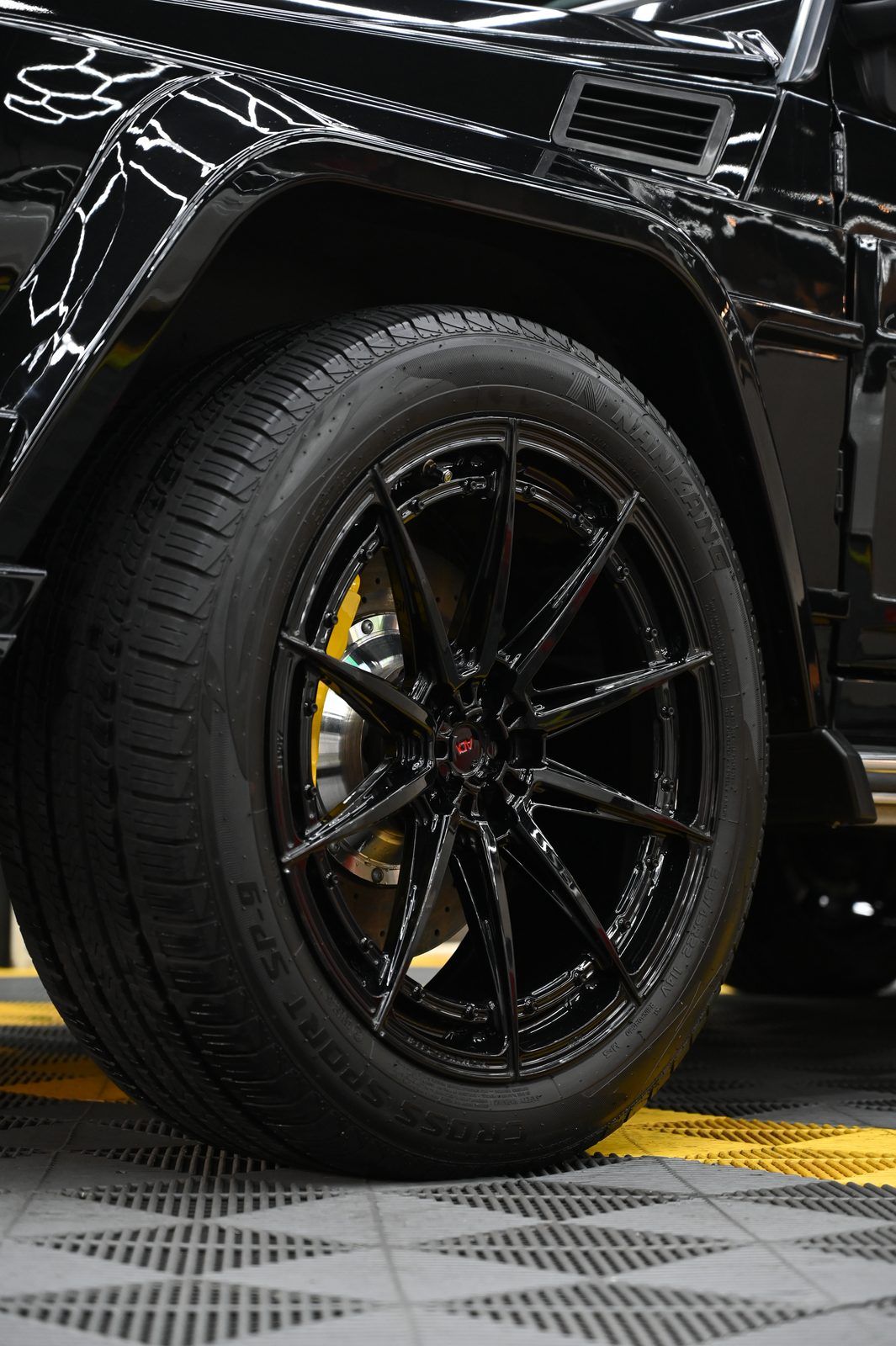 Mercedes-Benz G-Class 漆面鍍膜完工與細節實拍 第 7 張（共 7 張）——捷匠施工實錄
