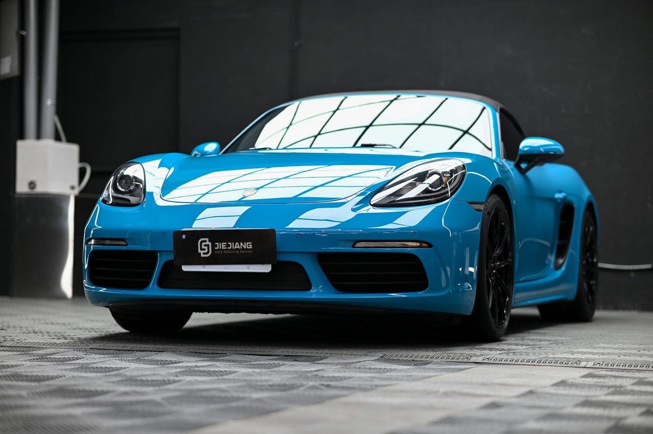 Porsche 718 Boxster 漆面鍍膜完工與細節實拍 第 2 張（共 7 張）——捷匠施工實錄