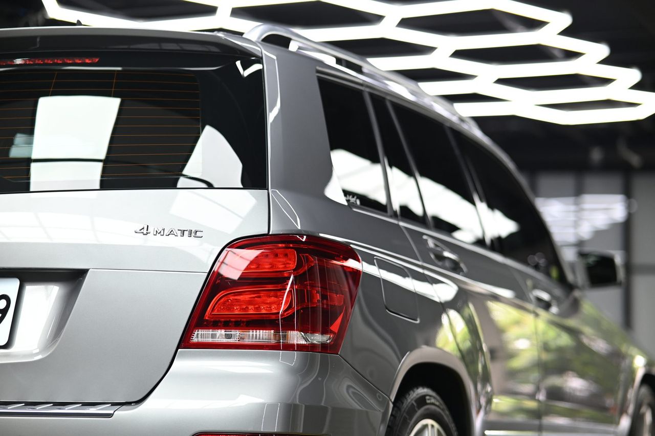 Mercedes-Benz GLK 漆面鍍膜完工與細節實拍 第 1 張（共 7 張）——捷匠施工實錄