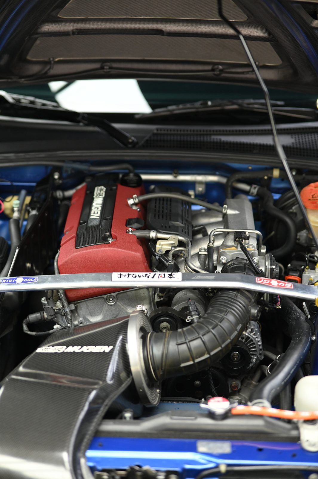 Honda S2000 漆面鍍膜完工與細節實拍 第 5 張（共 7 張）——捷匠淡水旗艦店施工實錄