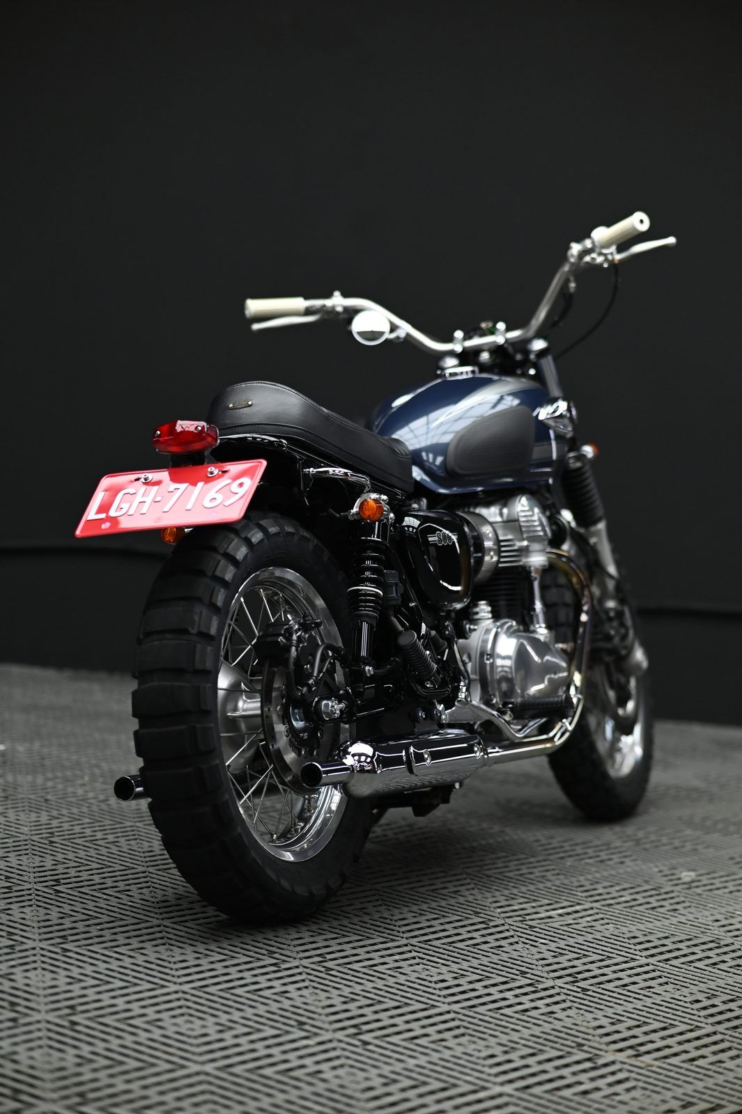 Kawasaki 機車美容完工與細節實拍 第 5 張（共 7 張）——捷匠淡水旗艦店施工實錄