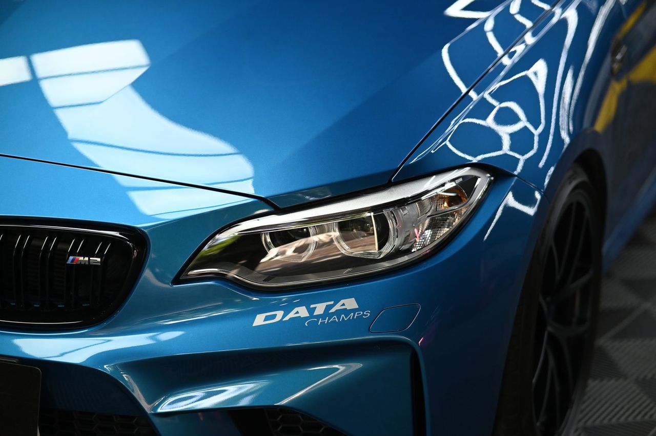BMW M2 漆面鍍膜完工與細節實拍 第 4 張（共 7 張）——捷匠淡水旗艦店施工實錄
