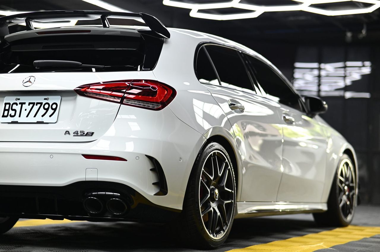 Mercedes-Benz A45 S 漆面鍍膜完工與細節實拍 第 5 張（共 7 張）——捷匠淡水旗艦店施工實錄