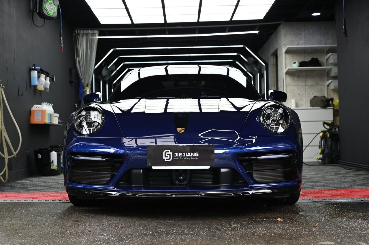 Porsche 911 漆面鍍膜完工與細節實拍 第 5 張（共 7 張）——捷匠北投店施工實錄