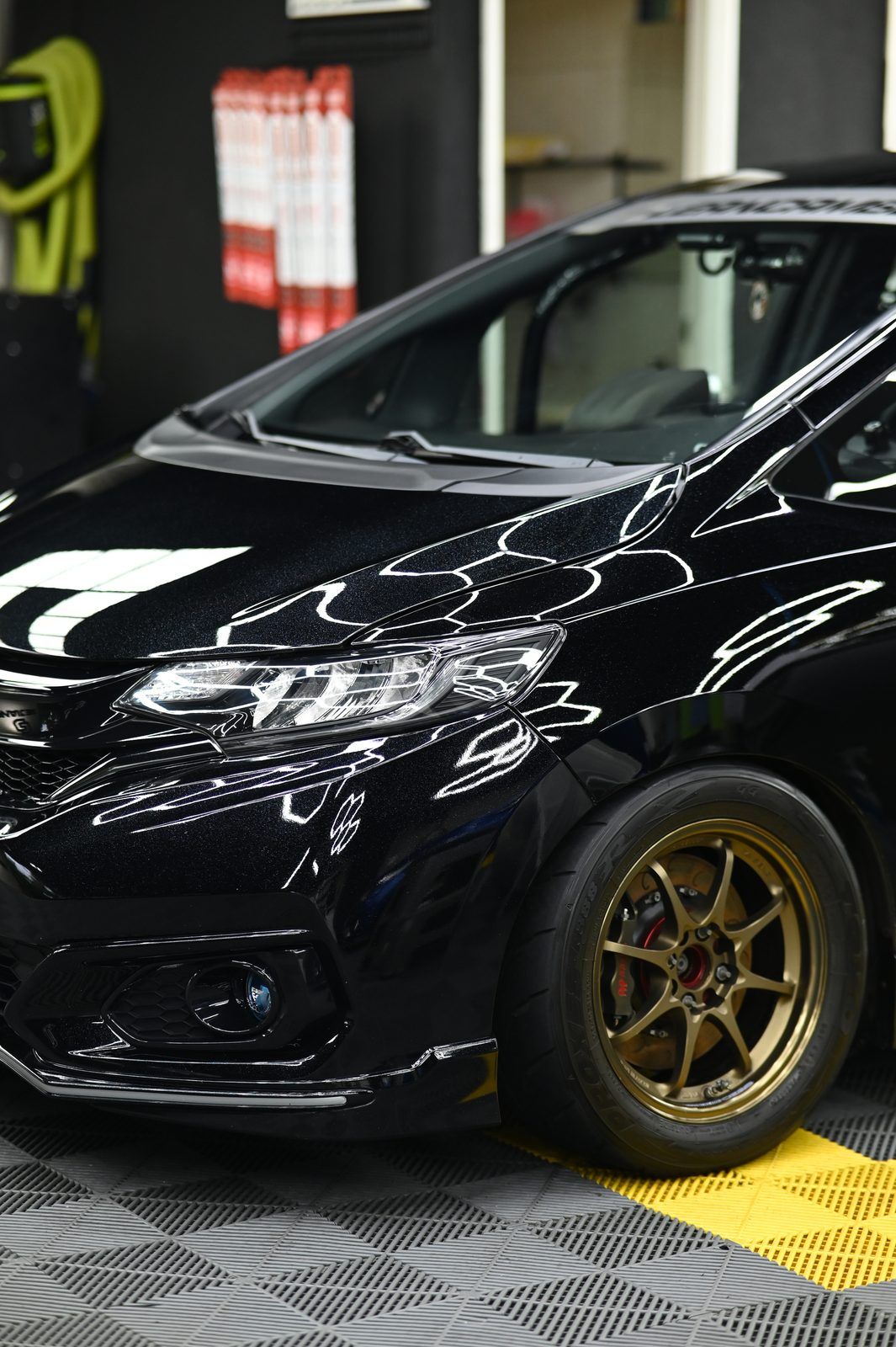 Honda Fit 漆面鍍膜完工與細節實拍 第 3 張（共 7 張）——捷匠施工實錄