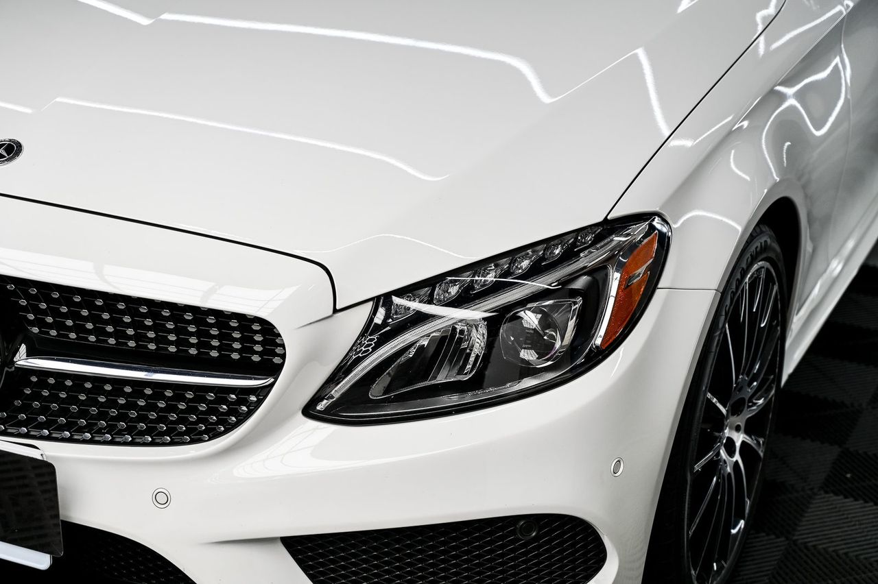 Mercedes-Benz C300 漆面鍍膜完工與細節實拍 第 1 張（共 7 張）——捷匠北投店施工實錄