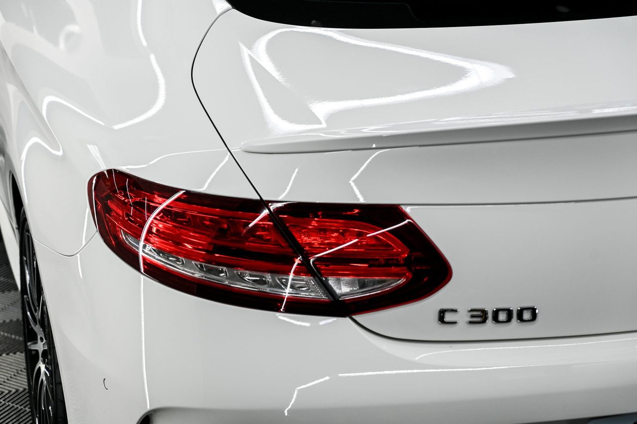 Mercedes-Benz C300 漆面鍍膜完工與細節實拍 第 7 張（共 7 張）——捷匠北投店施工實錄